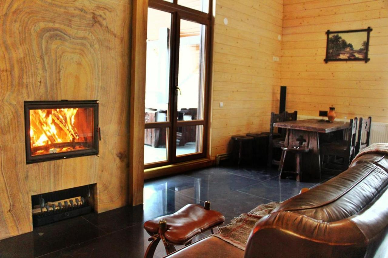Villa Tukhlay Tukhlya Екстериор снимка