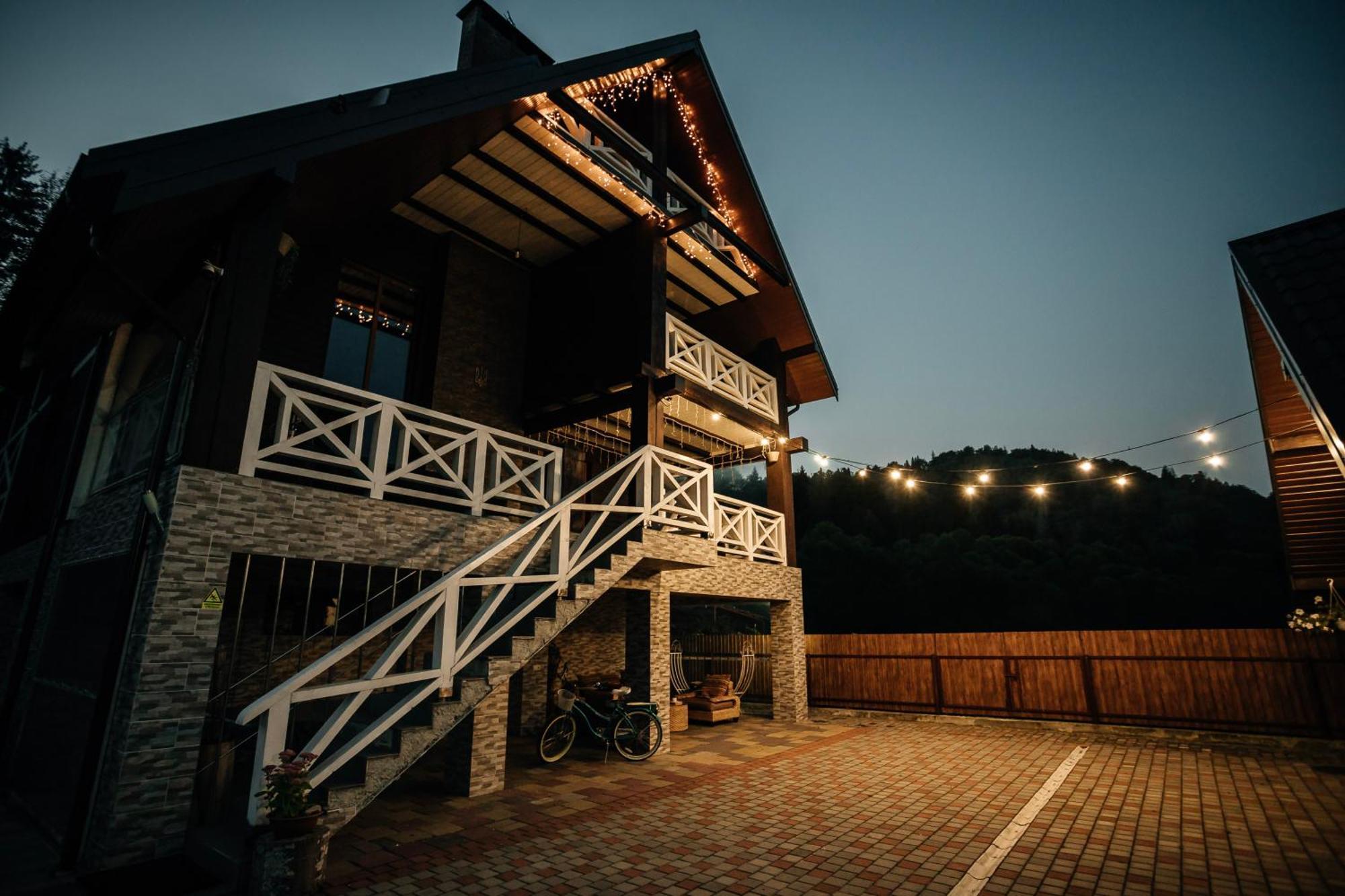 Villa Tukhlay Tukhlya Екстериор снимка