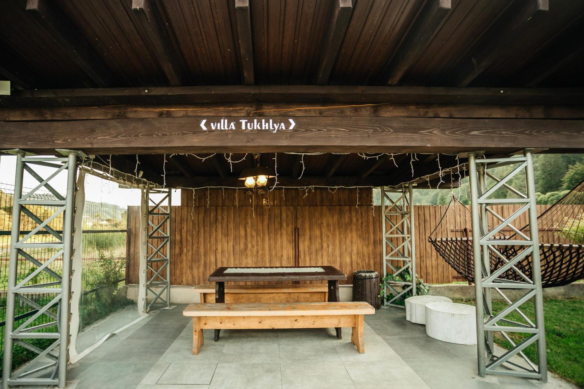 Villa Tukhlay Tukhlya Екстериор снимка